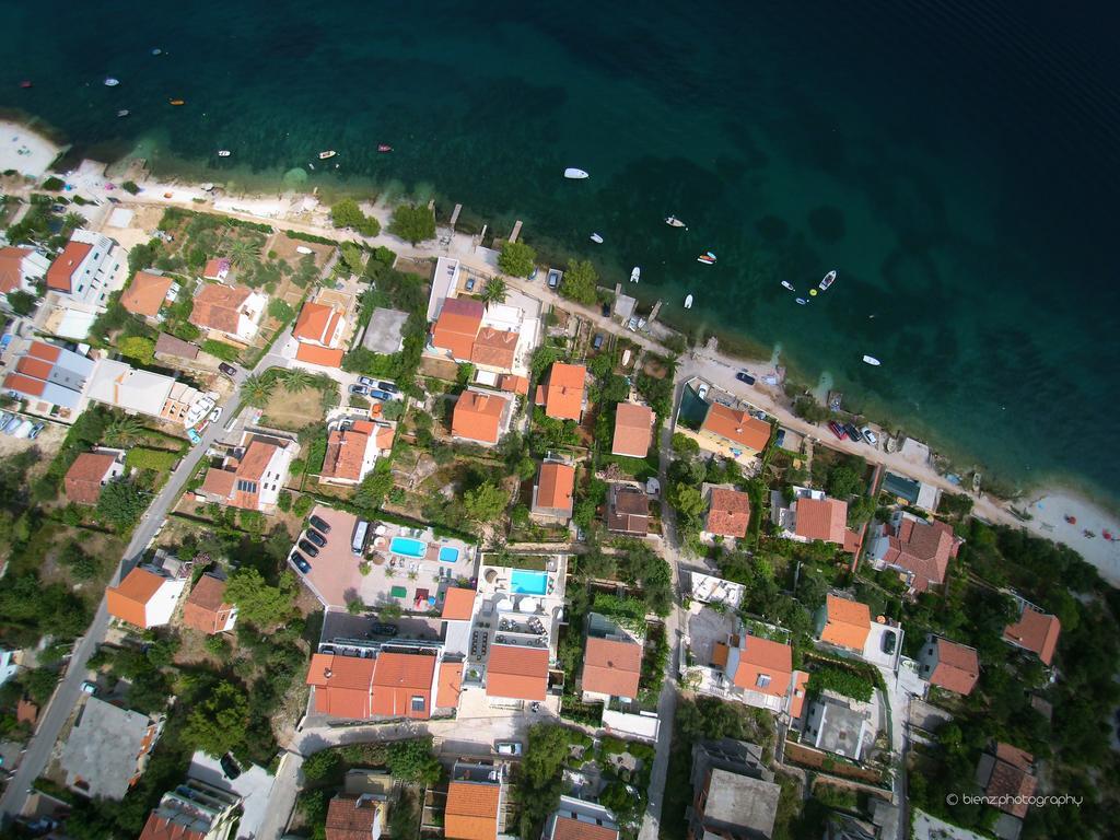 Apartments Silva With A View Of Sea Trogir Ruang foto