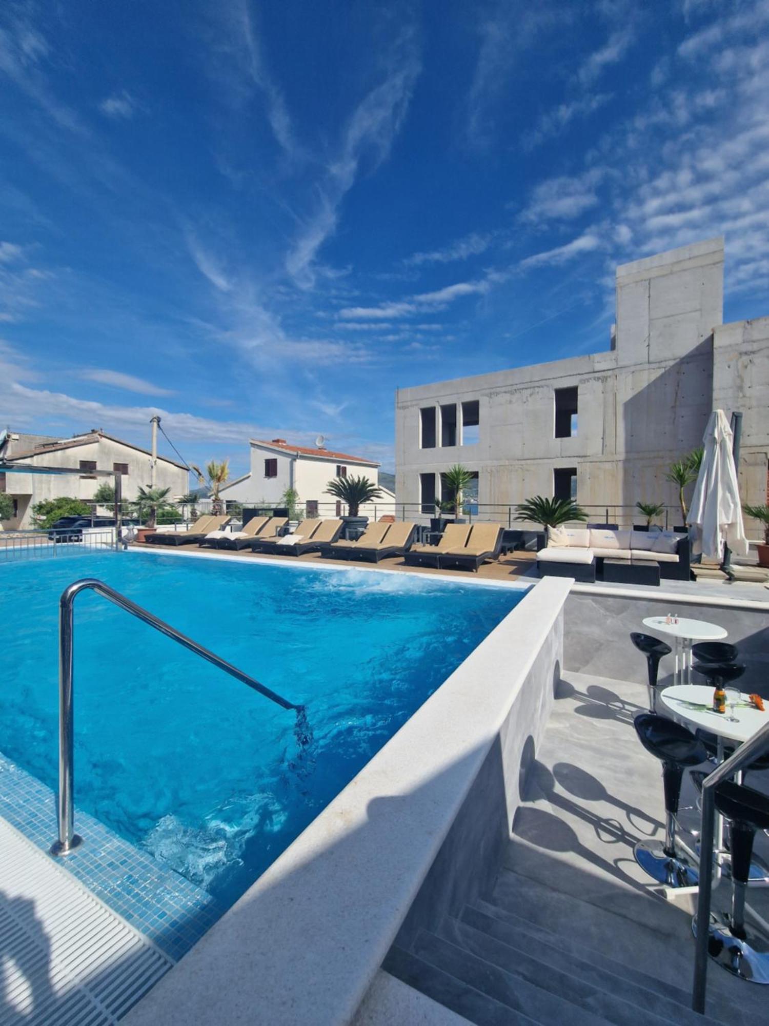 Apartments Silva With A View Of Sea Trogir Bagian luar foto