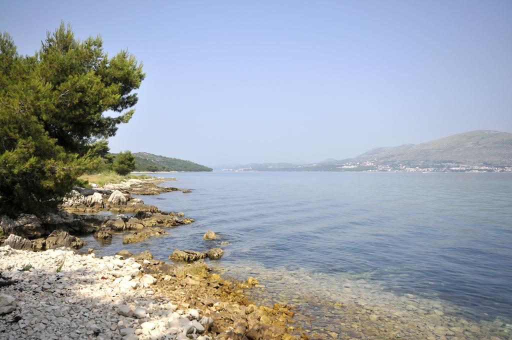 Apartments Silva With A View Of Sea Trogir Bagian luar foto