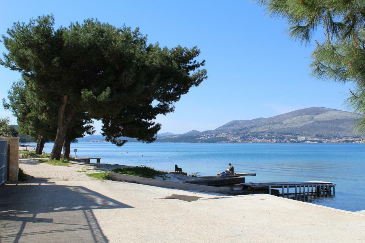 Apartments Silva With A View Of Sea Trogir Bagian luar foto
