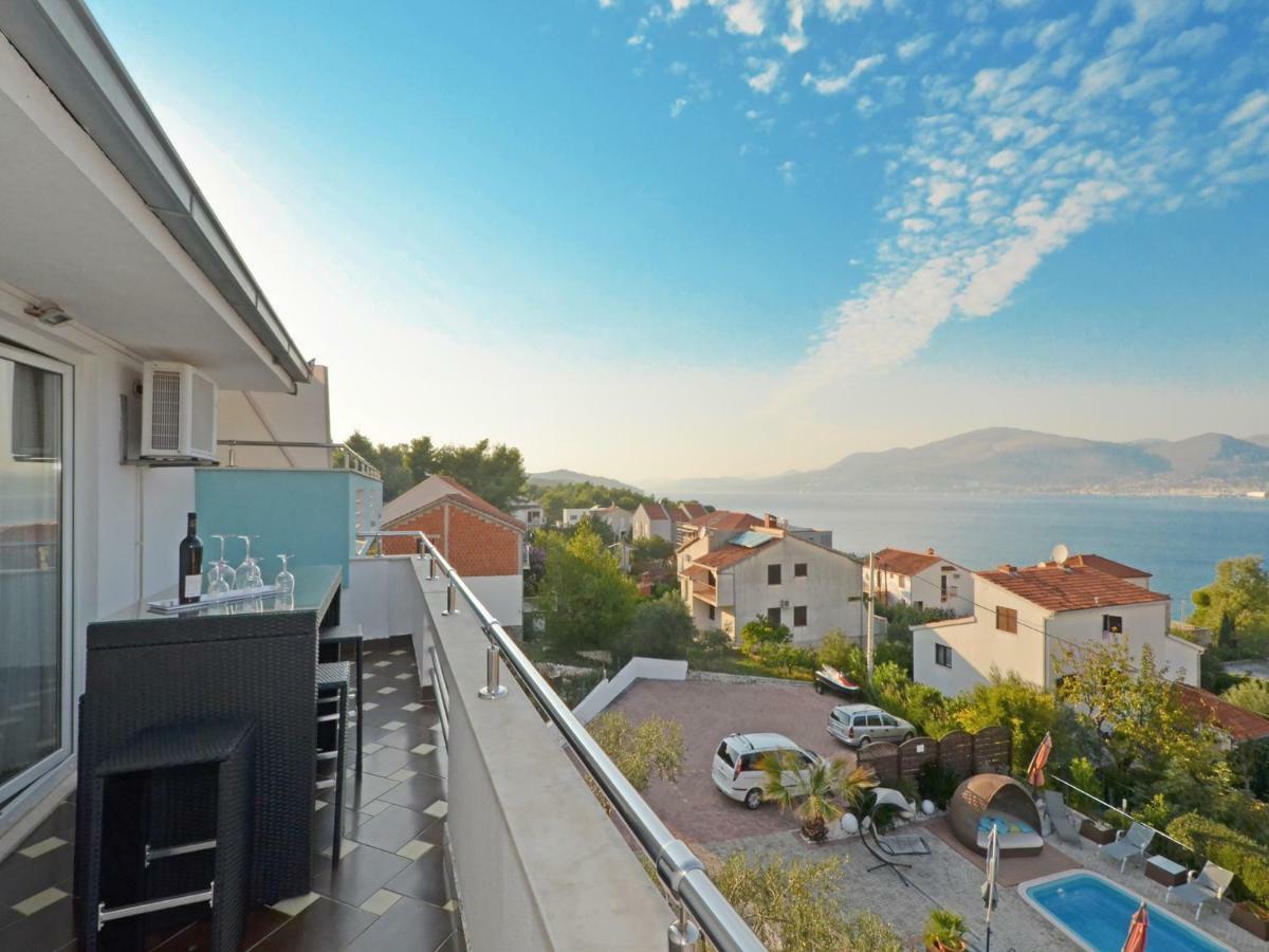 Apartments Silva With A View Of Sea Trogir Bagian luar foto