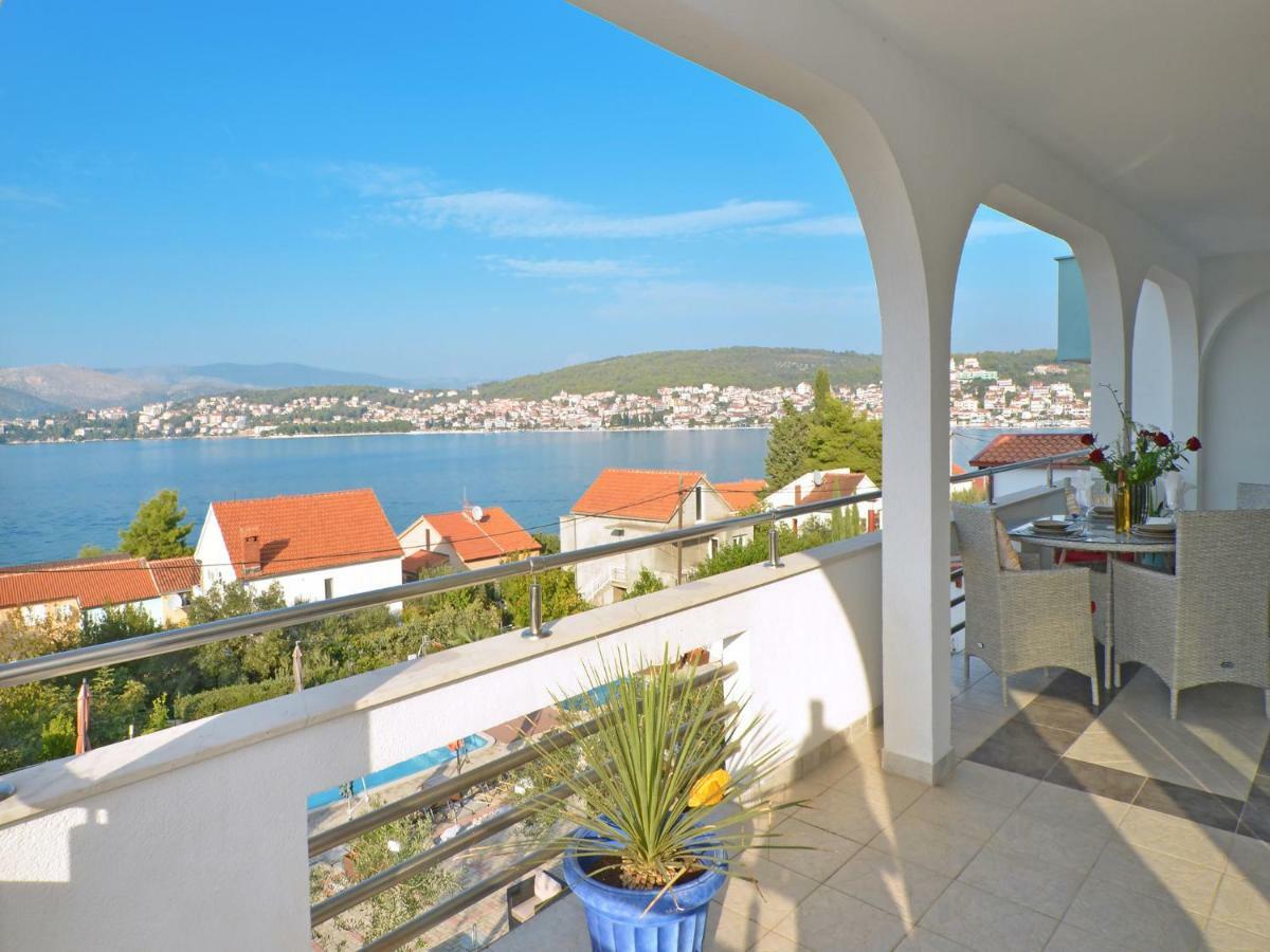 Apartments Silva With A View Of Sea Trogir Bagian luar foto