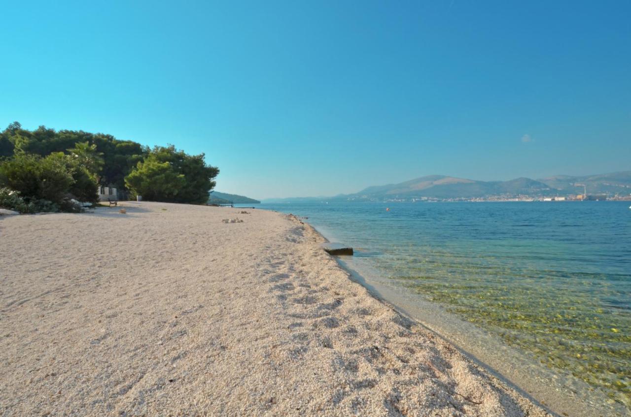 Apartments Silva With A View Of Sea Trogir Bagian luar foto